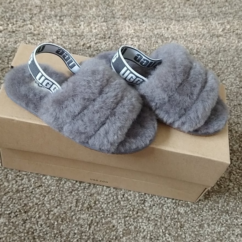 CUTE TODDLER UGG YEAH SLIDES 🤩
